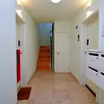 Апартаменти Modern Downtown *